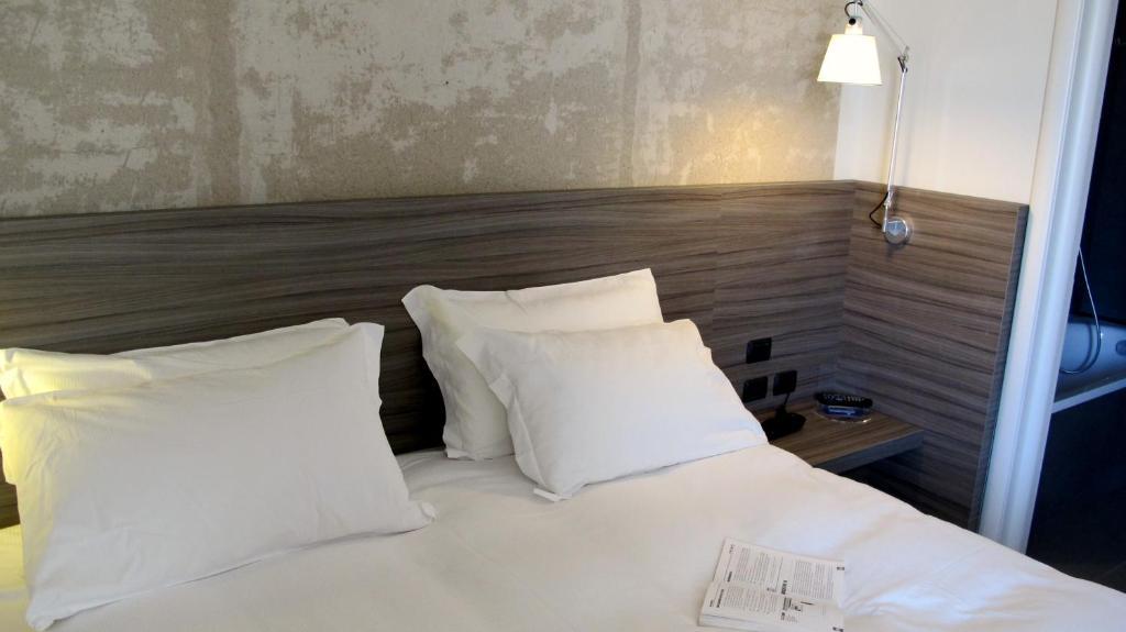 Hotel & Resort Le Colombare โฟลีโญ ภายนอก รูปภาพ